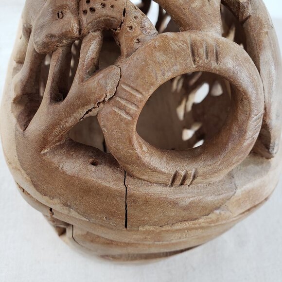 Folk Art Carved Wood Bread Basket Decor Box Wildlife Elephant Rhino Lion Safari - Picture 5 of 12